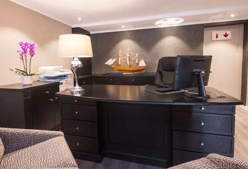 ホテル Simon S Town Quayside