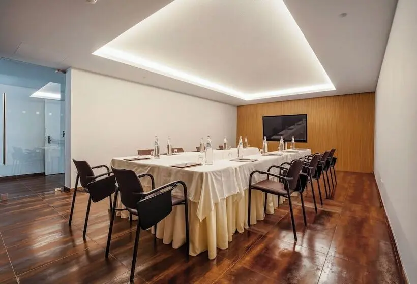ホテル Ap Lago Montargil Conference & Spa