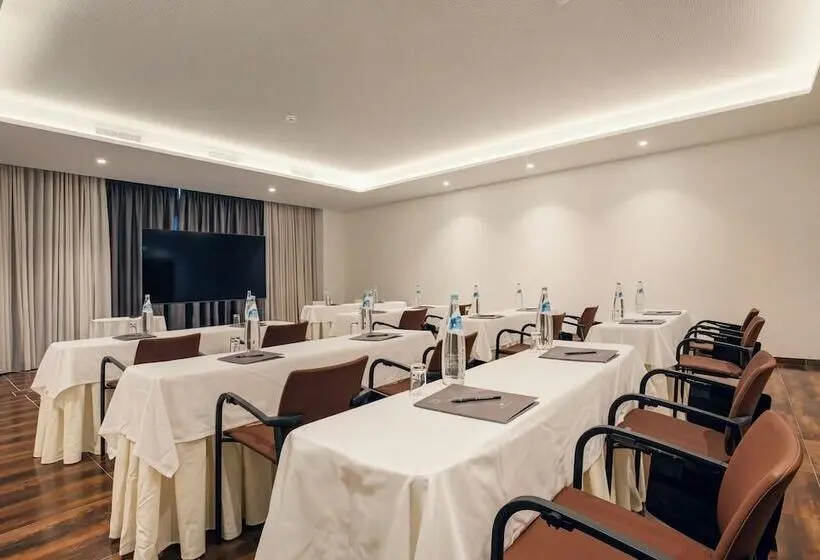 ホテル Ap Lago Montargil Conference & Spa