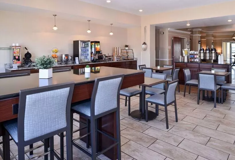 호텔 Best Western Plus Frontier Inn