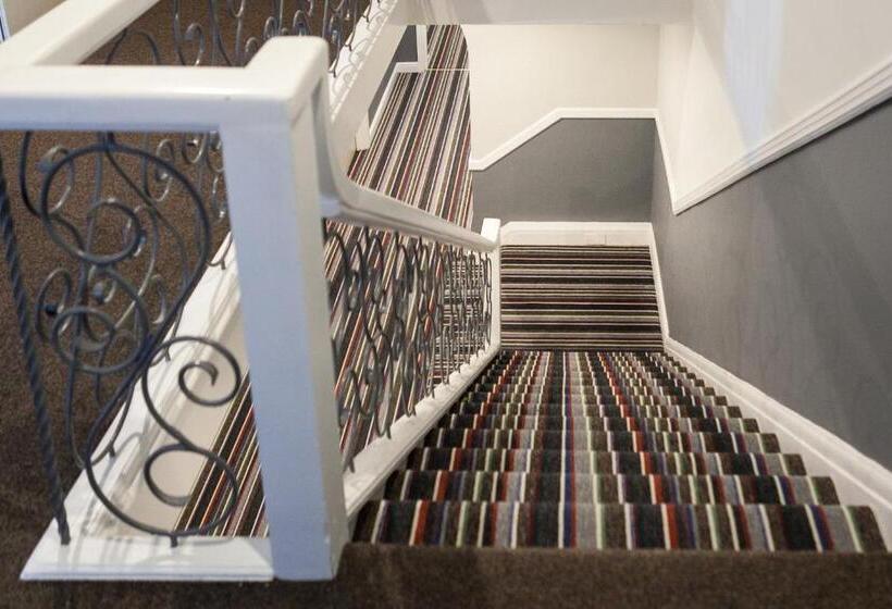 Celtic International Hotel Cardiff Airport