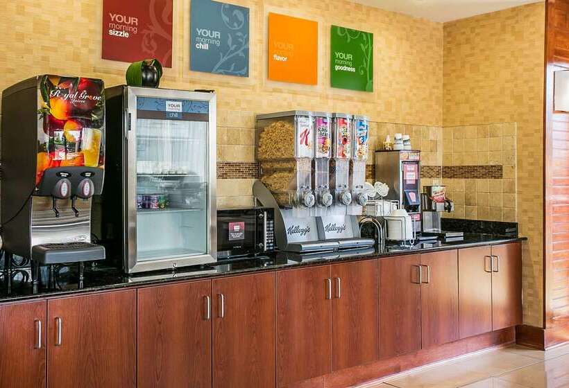 هتل Comfort Suites Augusta Riverwatch