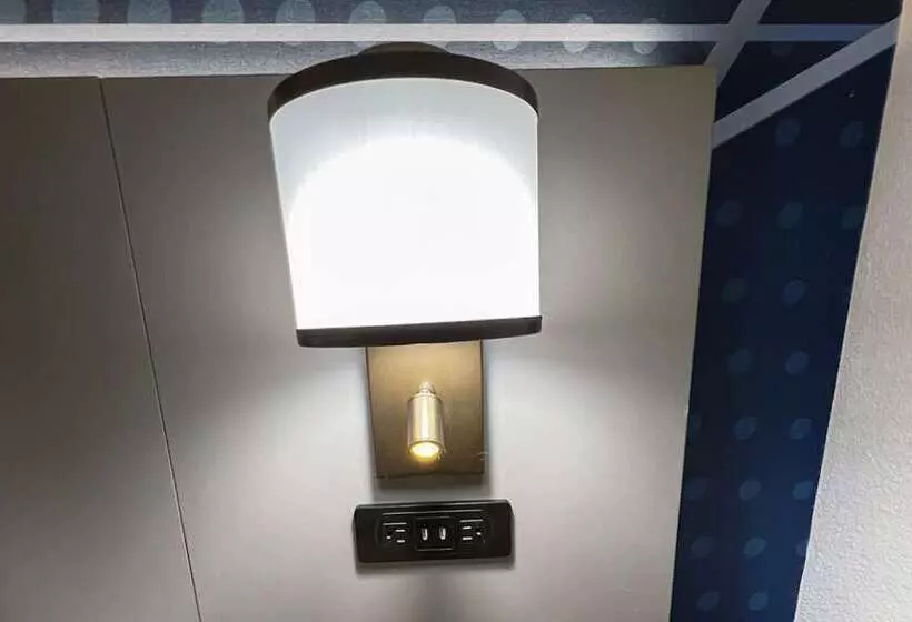 ホテル Comfort Suites Augusta Riverwatch