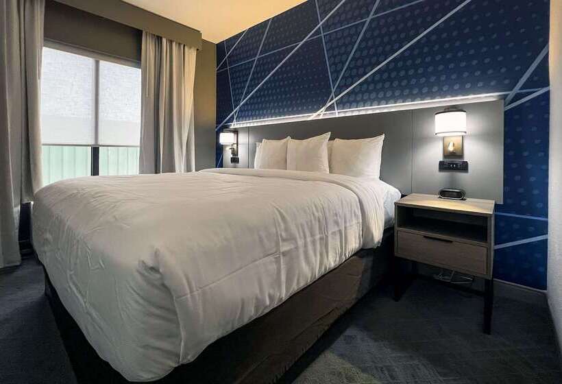 هتل Comfort Suites Augusta Riverwatch