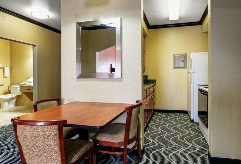 فندق Comfort Suites Lake Ray Hubbard