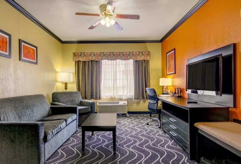 فندق Comfort Suites Lake Ray Hubbard