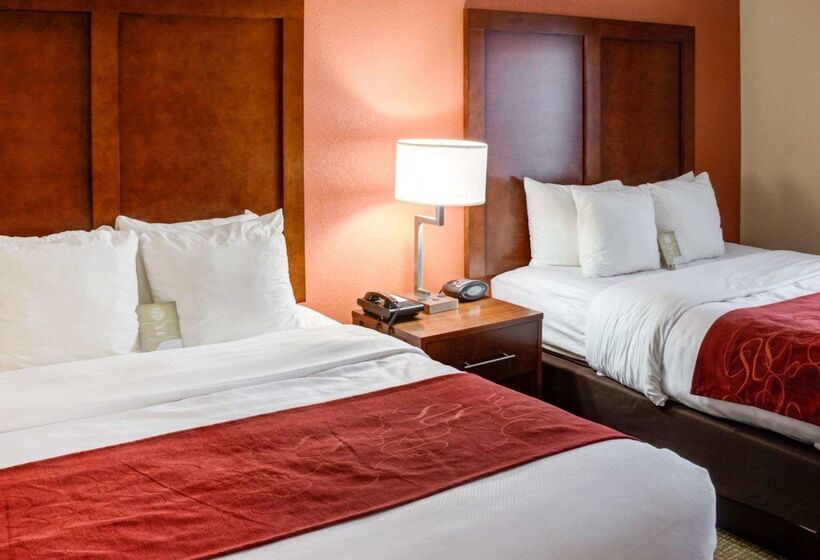 فندق Comfort Suites