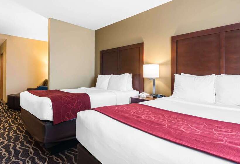 فندق Comfort Suites Tampa Airport North