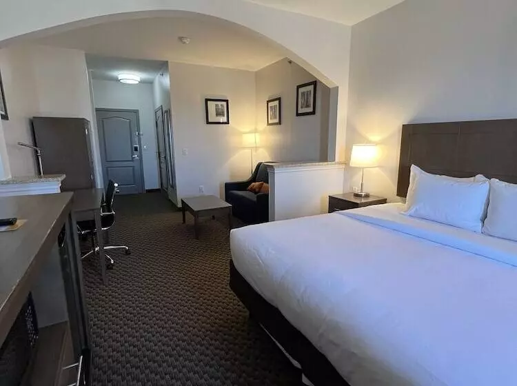 هتل Comfort Suites Texarkana Texas