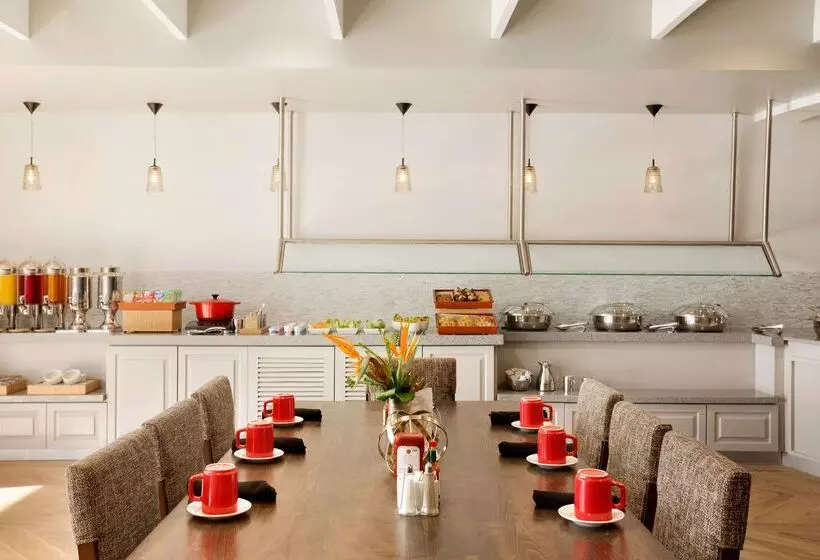 Doubletree By Hilton Hotel Oklahoma City Airport