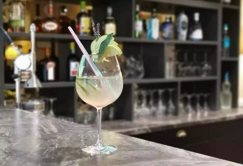 Alfred Hotels Port Vieux