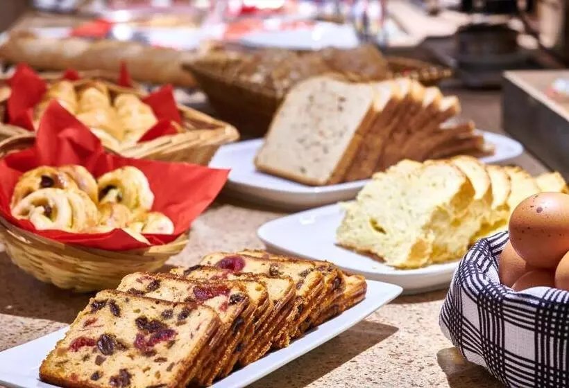 Alfred Hotels Port Vieux