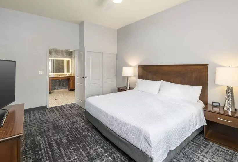 هتل Homewood Suites By Hilton Phoenix Northhappy Valley