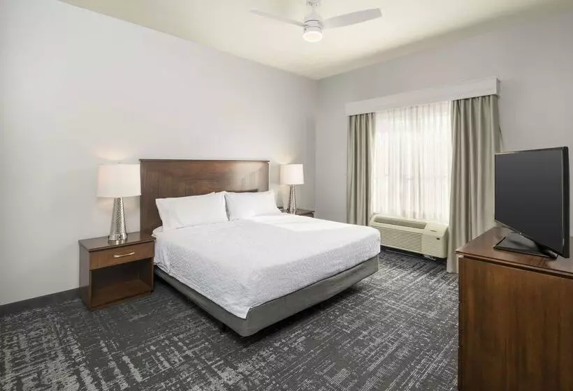 هتل Homewood Suites By Hilton Phoenix Northhappy Valley