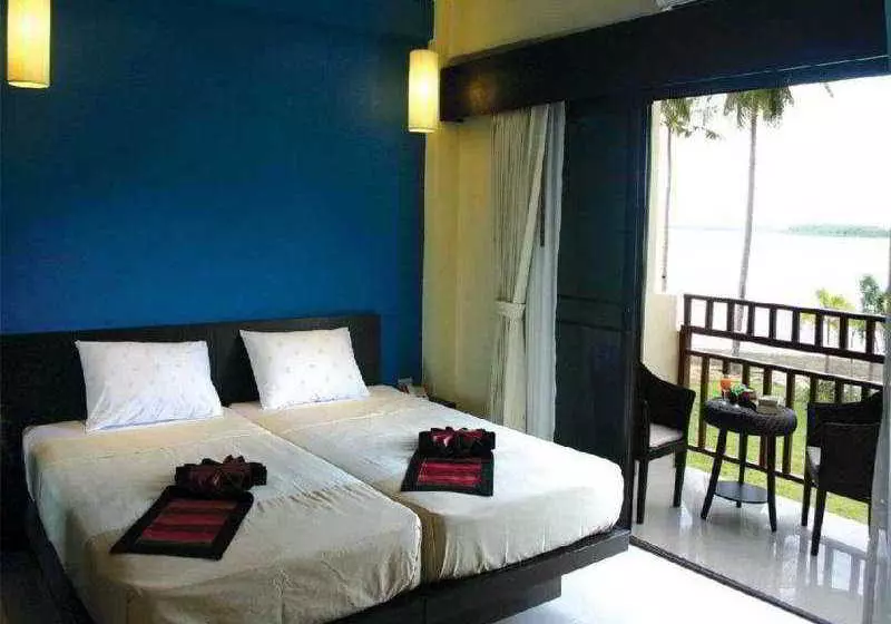 Отель Lanta All Seasons Beach Resort