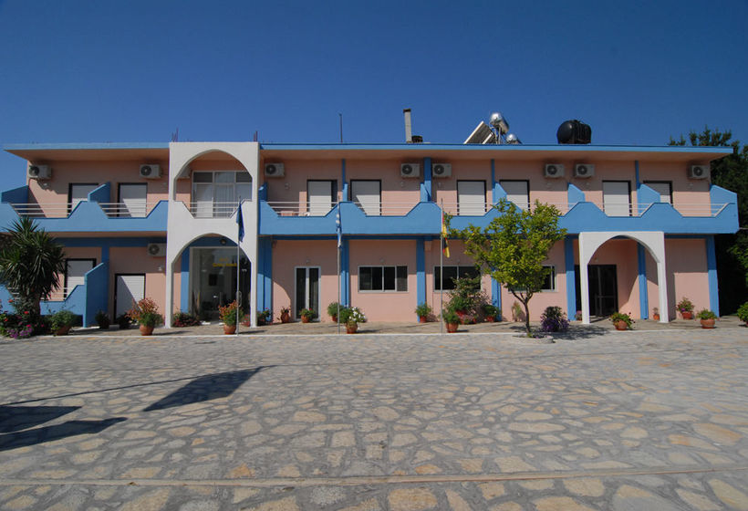 Отель Golden Beach