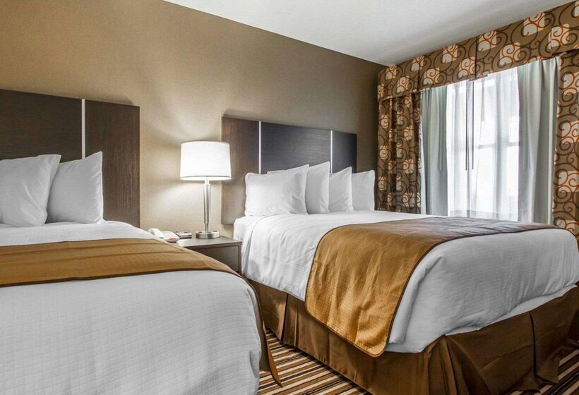 בית מלון כפרי Quality Inn & Suites