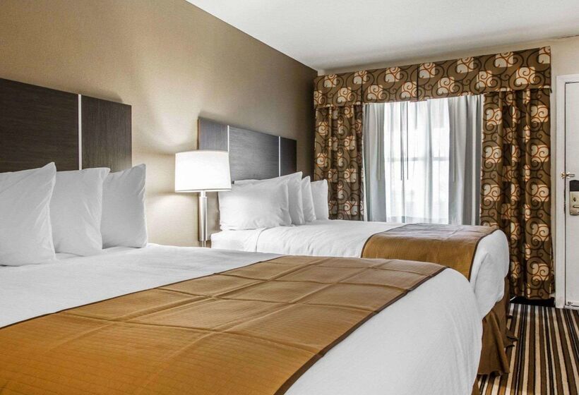 בית מלון כפרי Quality Inn & Suites