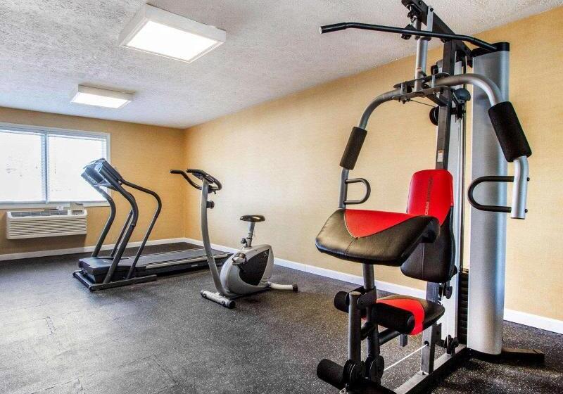 בית מלון כפרי Quality Inn & Suites