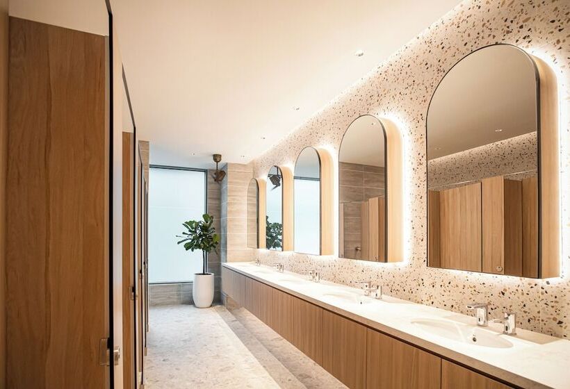 Resorts World Sentosa   Hotel Ora