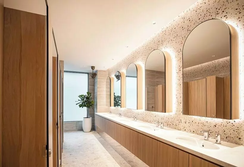 Resorts World Sentosa   Hotel Ora