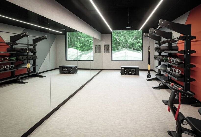 Resorts World Sentosa   Hotel Ora