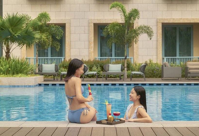 Resorts World Sentosa   Hotel Ora