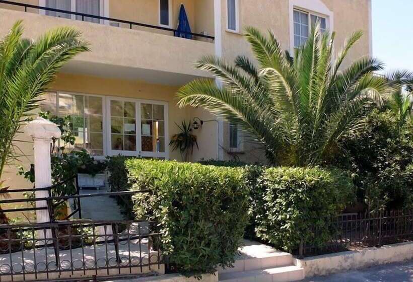 בית מלון כפרי Senia Studios