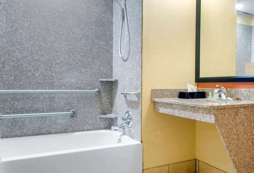 فندق Spark By Hilton Montgomery Eastchase