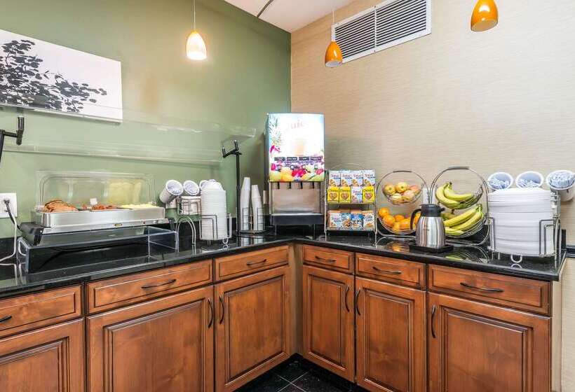 호텔 Sleep Inn & Suites University Shands