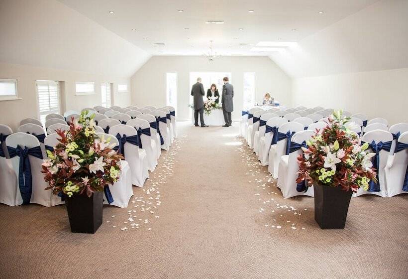 בית מלון כפרי The Kings Arms