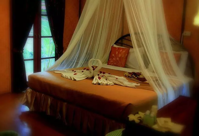 בית מלון כפרי Tropical Garden Lounge