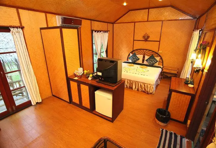 בית מלון כפרי Tropical Garden Lounge