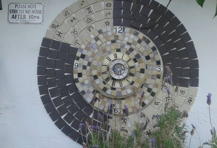 La Boheme Bed And Breakfast