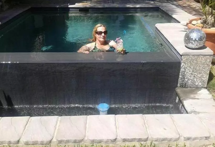 La Boheme Bed And Breakfast