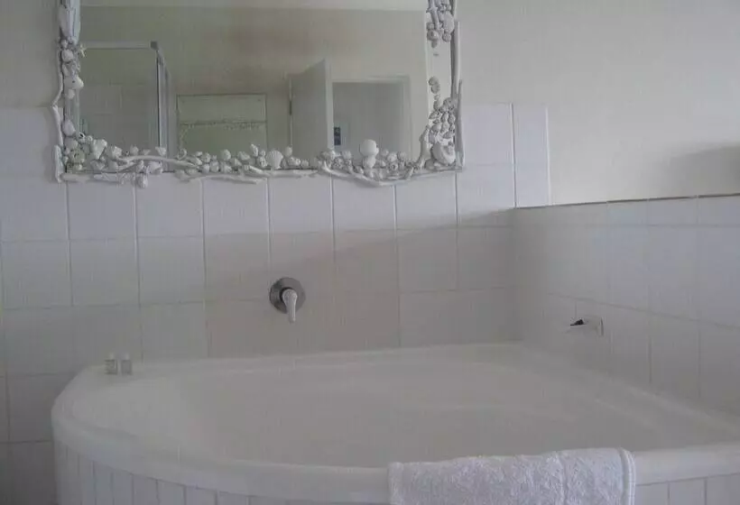 La Boheme Bed And Breakfast