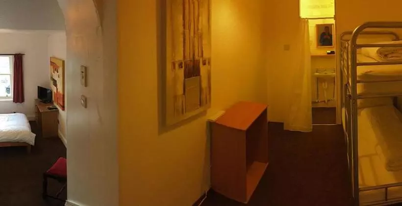 Bed and Breakfast Ossian Villa
