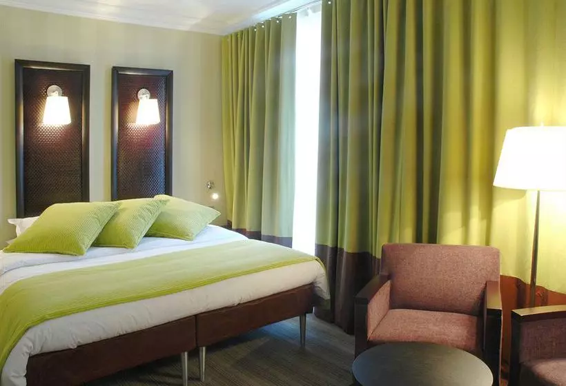 هتل The Royal Cm A Luxury Boutique