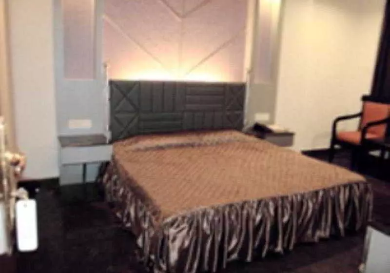 בית מלון כפרי Aman Palace