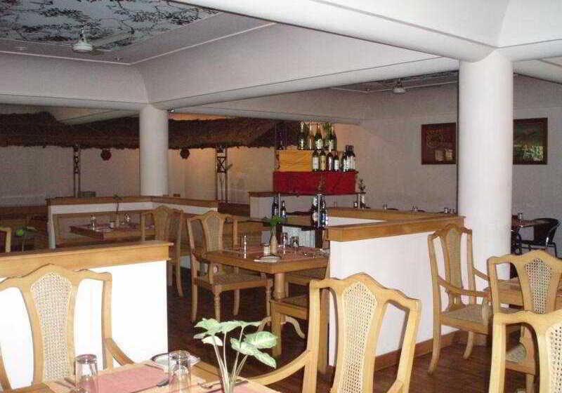 ホテル Cardamom County By Xandari