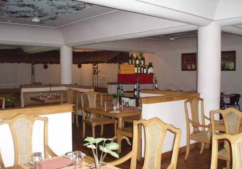 ホテル Cardamom County By Xandari