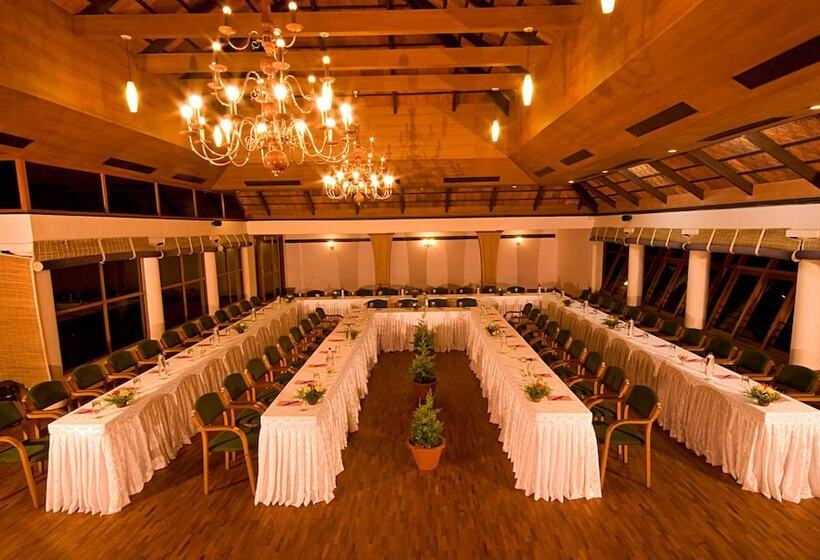 ホテル Cardamom County By Xandari