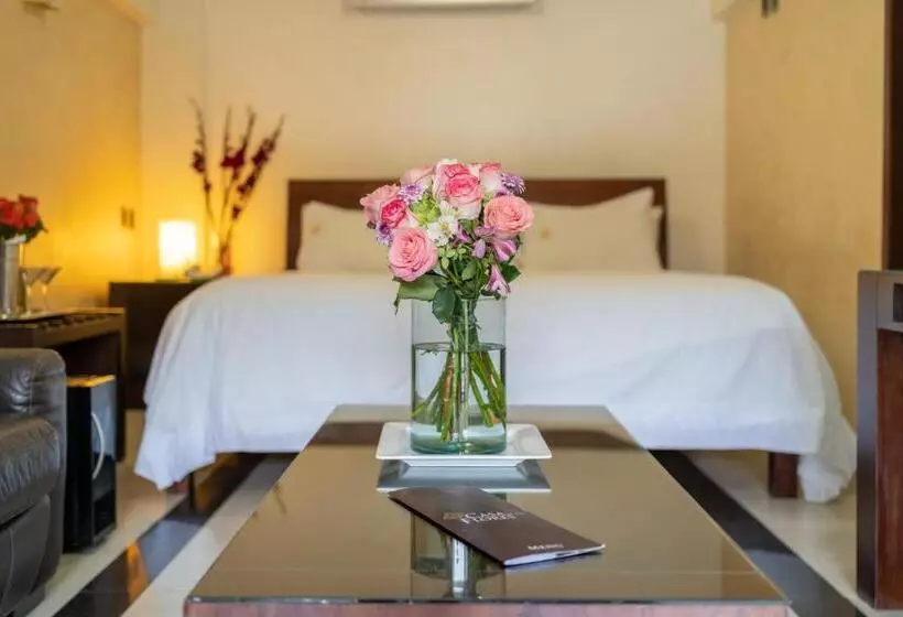 هتل Casa De Las Flores