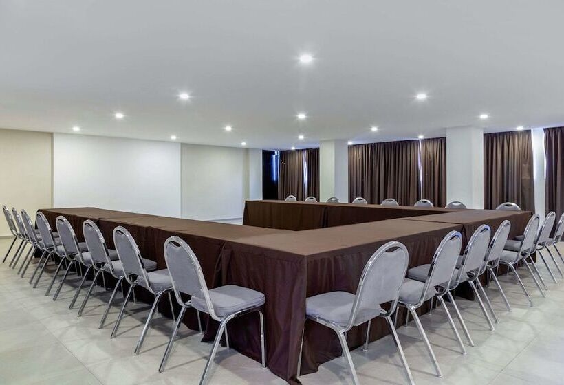 فندق Comfort Inn San Luis Potosi