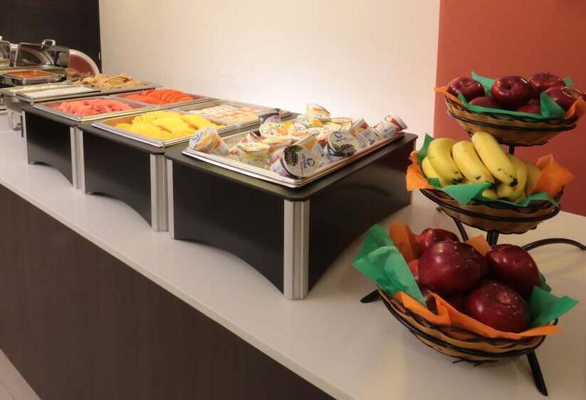 فندق Comfort Inn San Luis Potosi