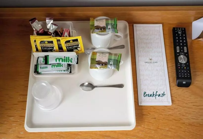 Commodore Hotel By Greene King Inns