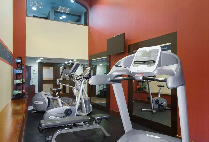 هتل Hampton Inn & Suites Mexico City Centro Historico