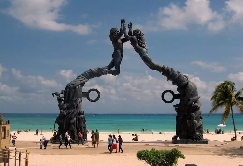 In Fashion Hotel & Spa