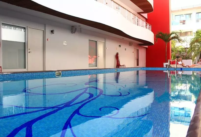 In Fashion Hotel & Spa