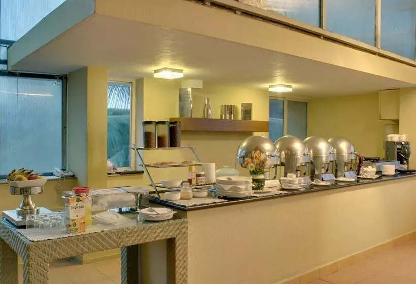 Upar Hotels Indiranagar